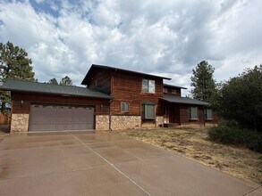 Building Photo - 16 King Mountain Rd