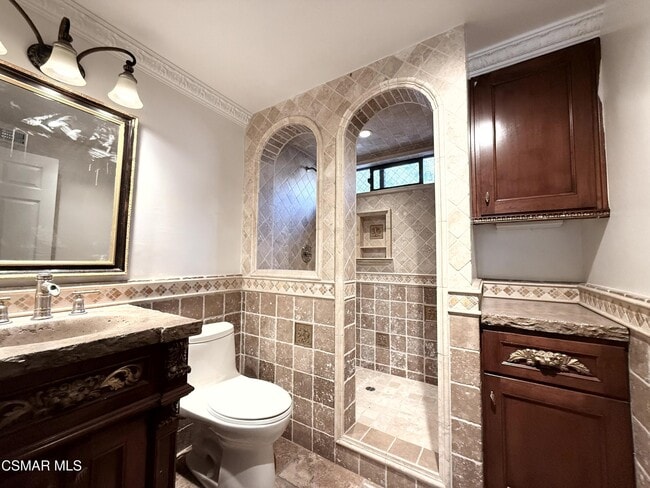 Building Photo - 29608 Lazy Oak Pl