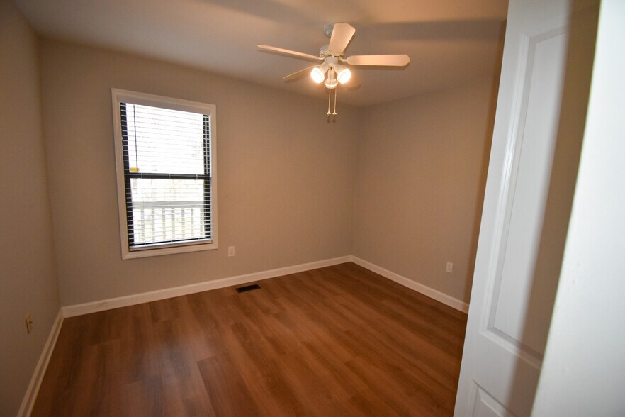 Building Photo - 376 Tall Oaks Trl