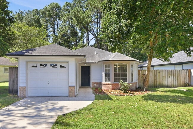 Building Photo - 1826 Ashmore Green Dr