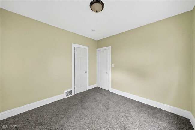 Building Photo - 4200 Cullen Dr
