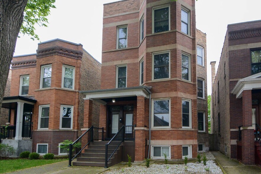 Building Photo - 3521 N Bell Ave