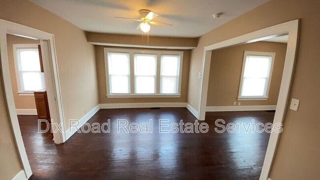 Building Photo - 717 N D St