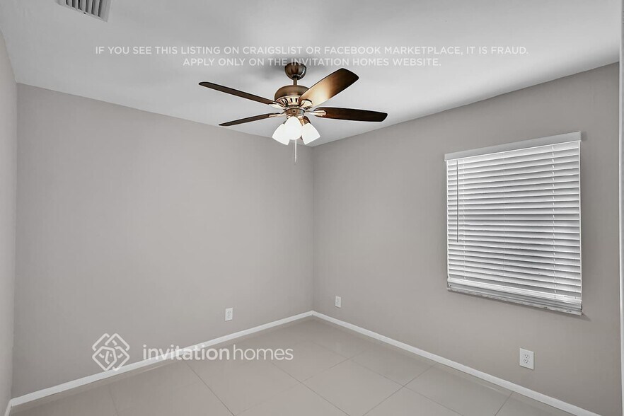 Building Photo - 1296 Woodcrest Rd S