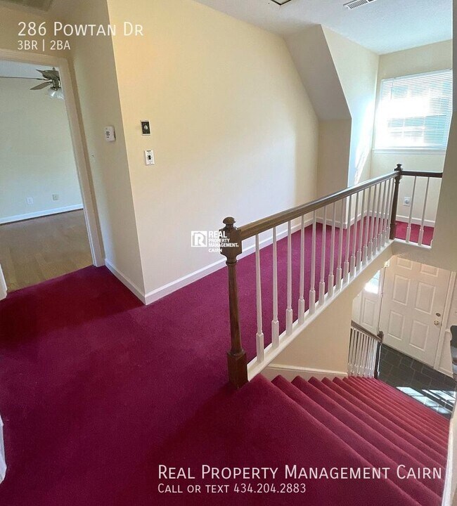 Building Photo - Spacious 3 Bedroom 2 Bath With 2 Car Garag...