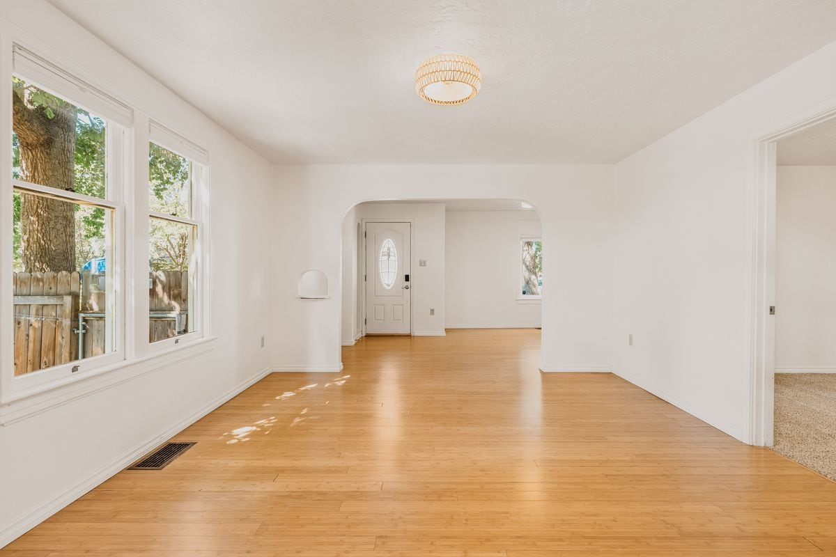 Building Photo - 1610 N 10th St