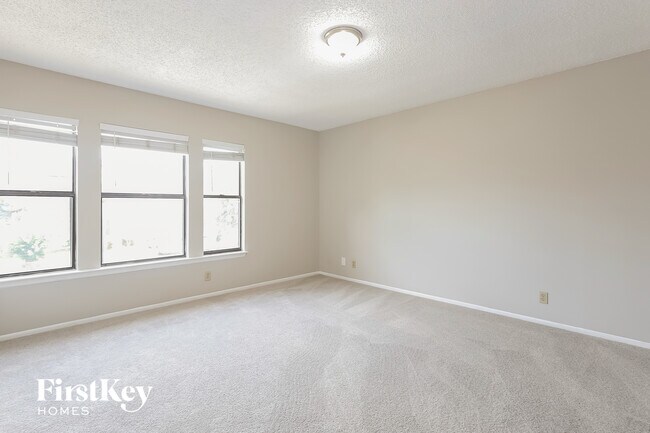 Building Photo - 9426 Bendell