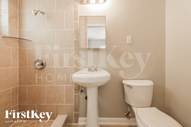 Building Photo - 1236 NW 18th St