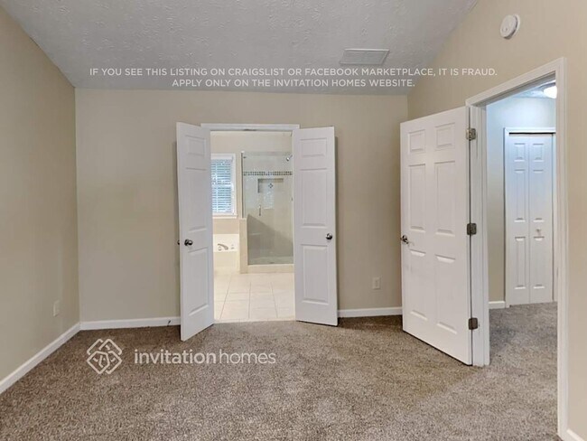 Building Photo - 9008 Mallory Ln