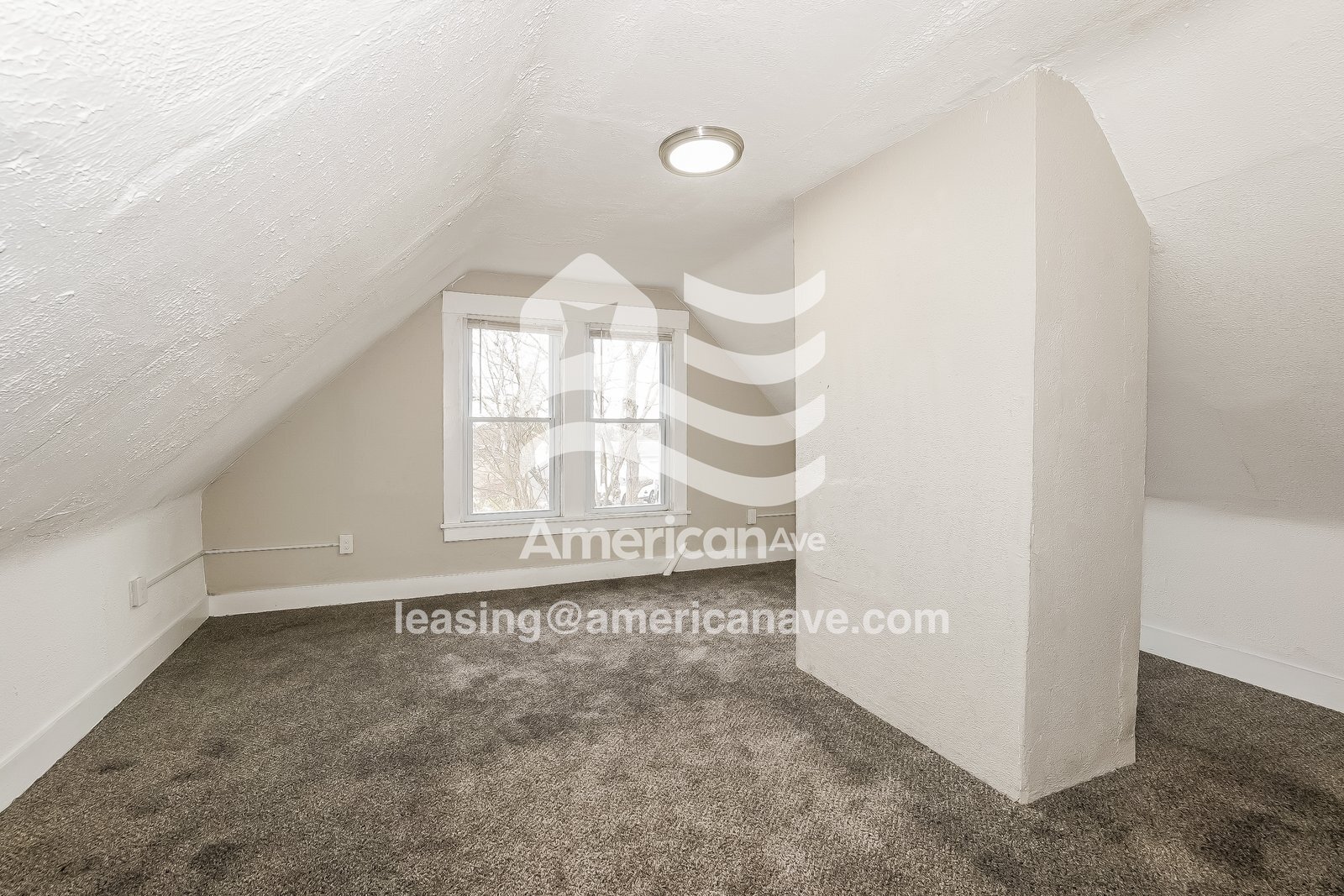 Building Photo - 4027 Vinceton St