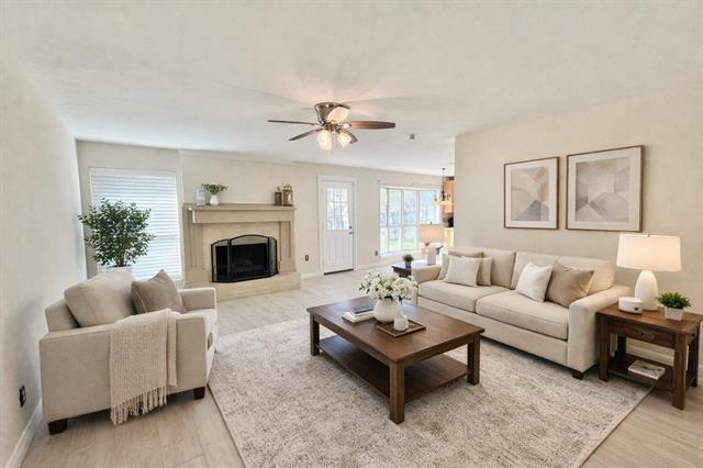 Building Photo - 1816 Lexington Pl