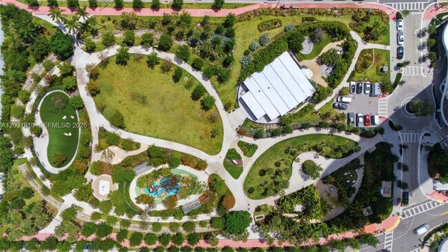 Building Photo - 500 Alton Rd