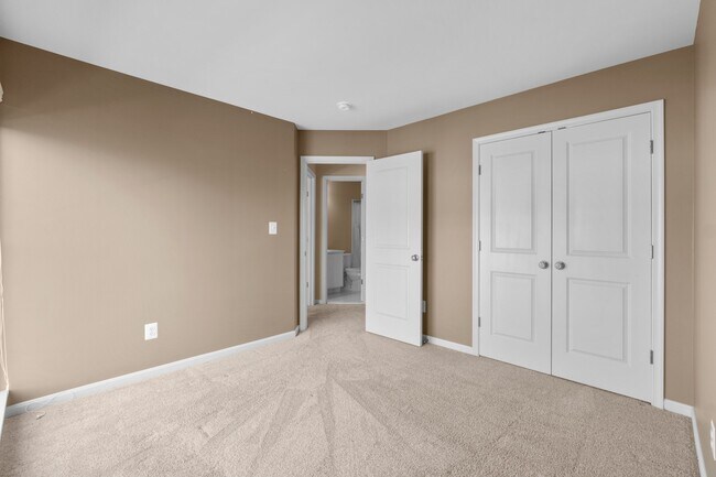 Building Photo - 23460 Twin Falls Ter