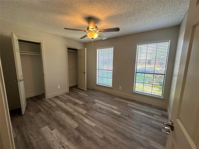 Building Photo - 1581 Glenmore Dr