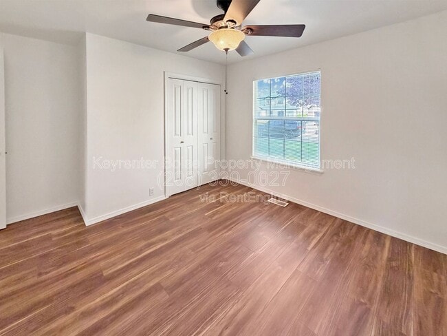 Building Photo - 10251 W Susan Ct