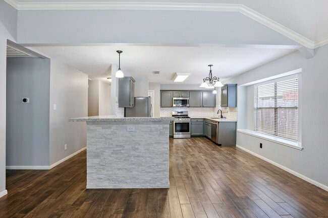 Building Photo - 21803 Whispering Forest Dr