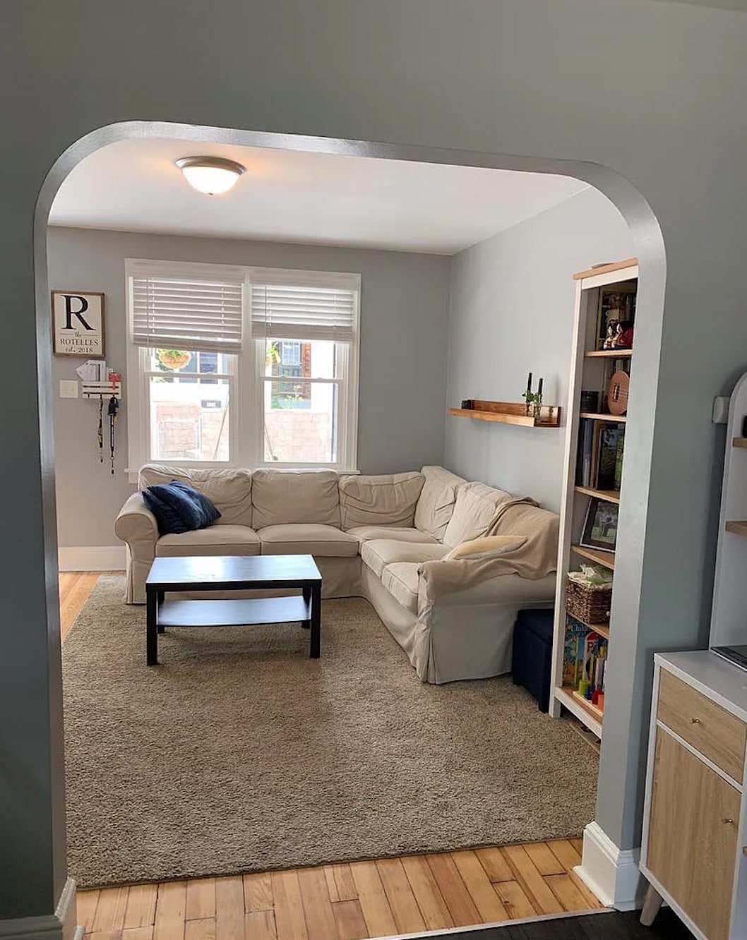 Living room - 679 Poplar St