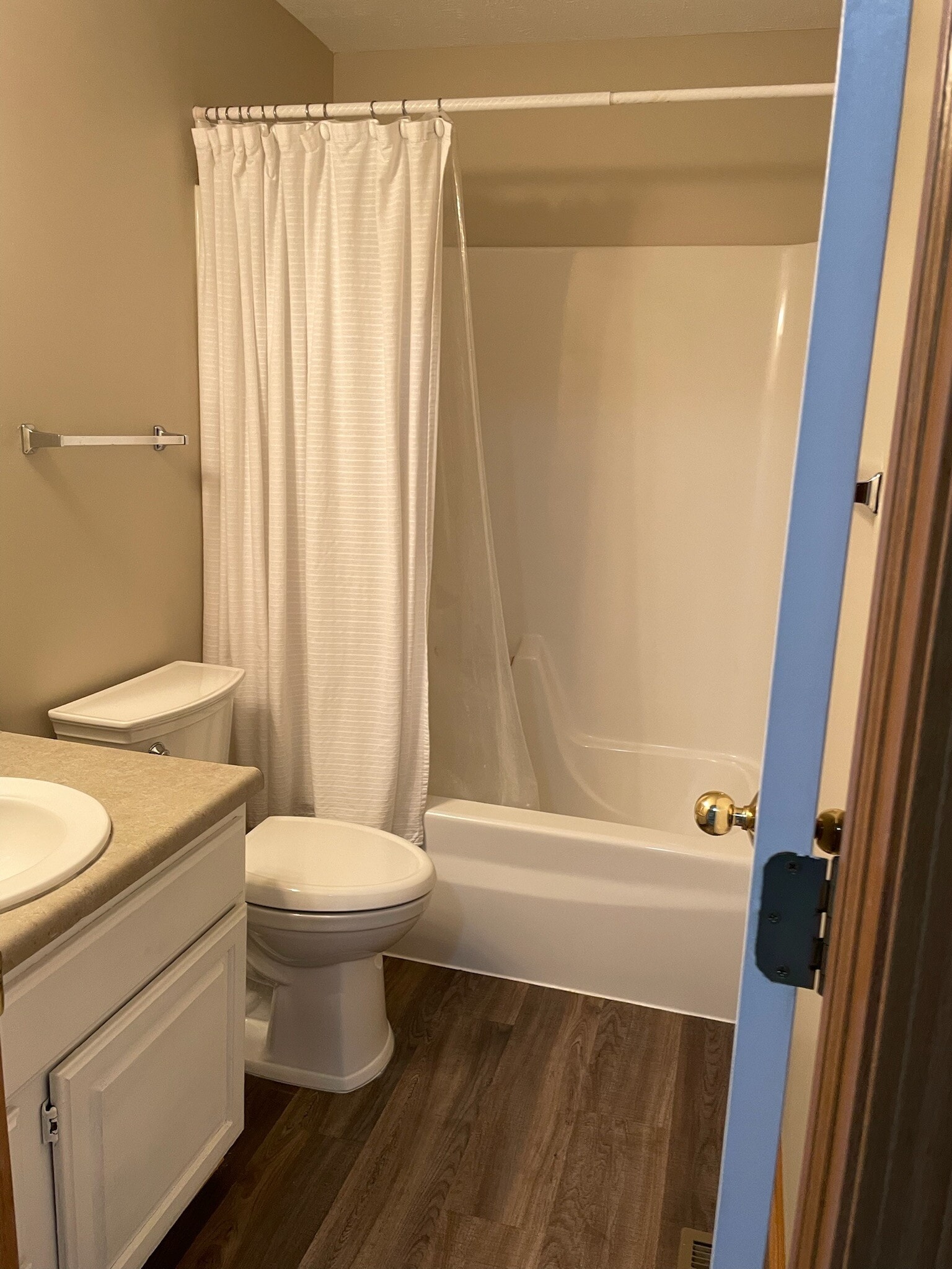 Building Photo - 6705 Milan Dr