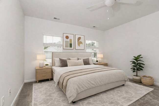 Building Photo - Beautiful Three Bedroom in Regal Farms