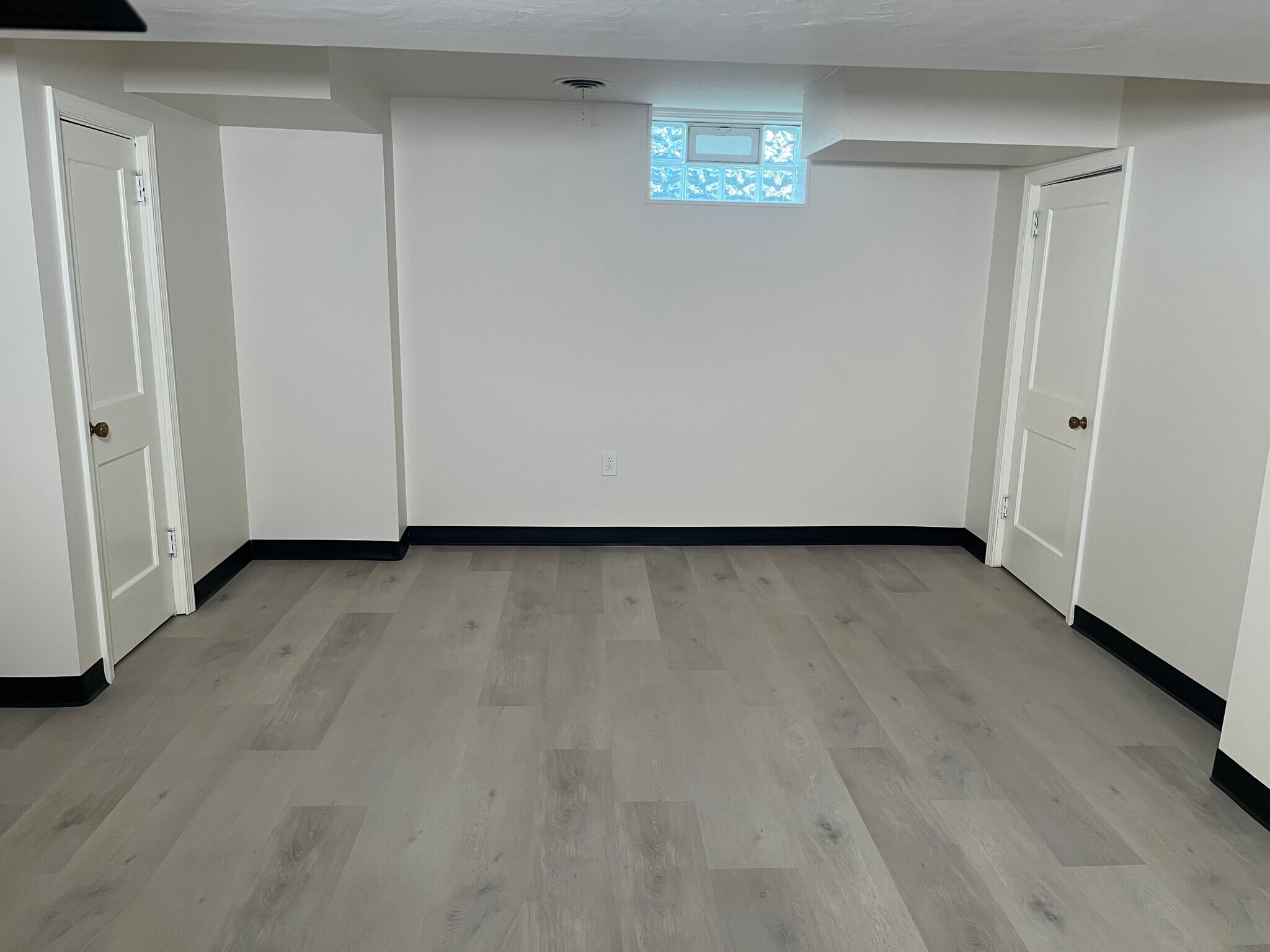 Building Photo - 1419 Beechwood Blvd