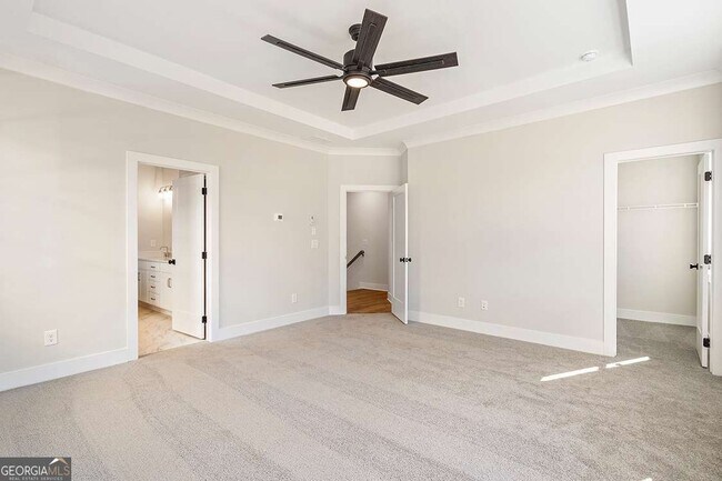 Building Photo - 152 Palm St