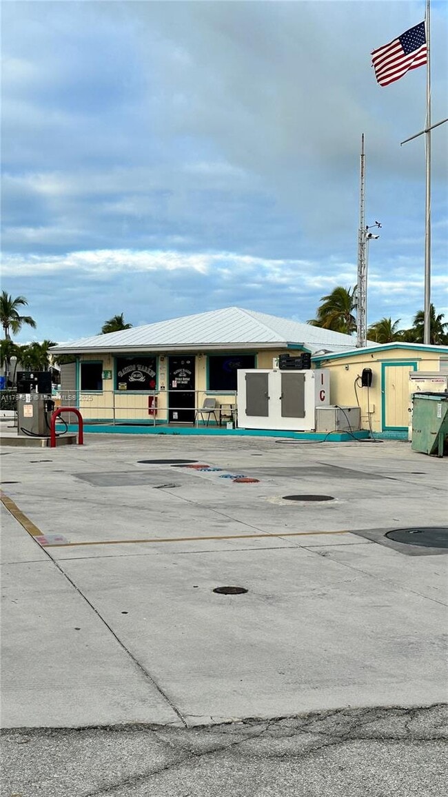Building Photo - 65821 Overseas Hwy