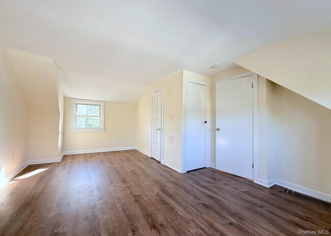 Building Photo - 1306 Henry Ave