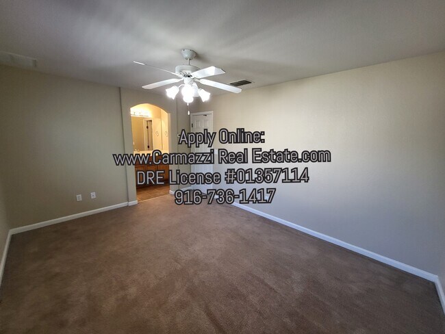 Building Photo - 1626 Loon Lake St