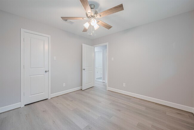 Building Photo - 8314 Burning Hills Dr