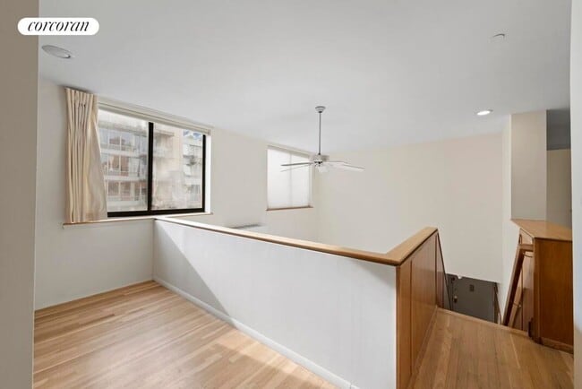 Building Photo - 445 W 19th St