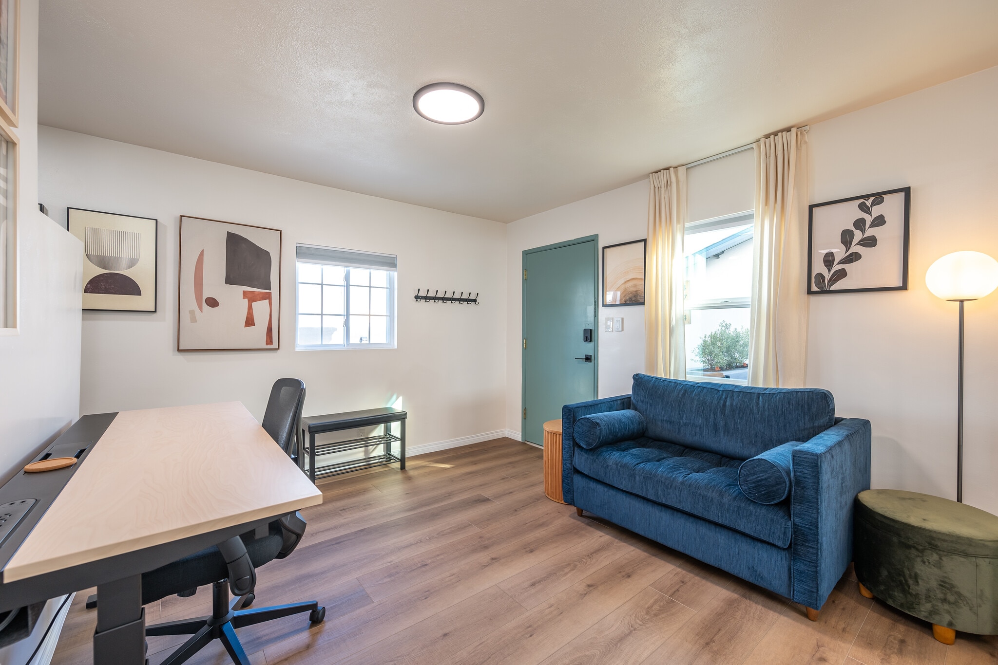 Den/Office located downstairs Flexible extra space to Lounge, Game, or Work! - 4746 W 159th St