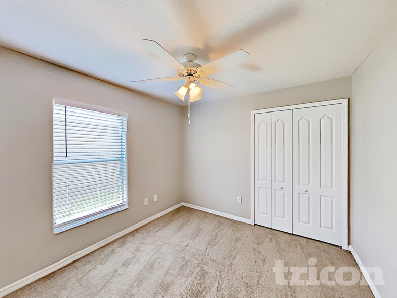 Building Photo - 6926 Waterbrook Ct