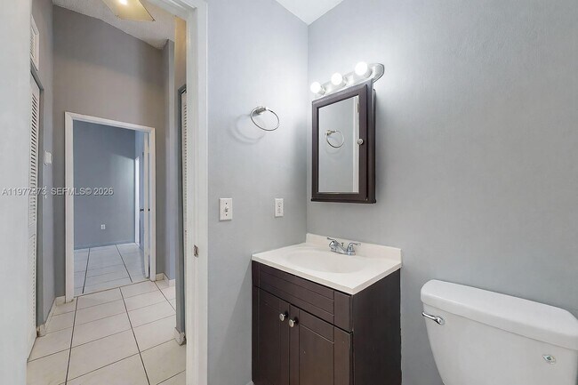 Building Photo - 7525 SW 153rd Pl