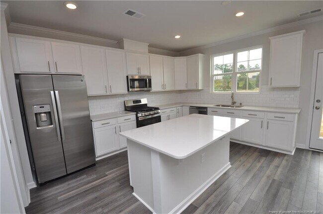 Building Photo - 1057 Shoreside Dr