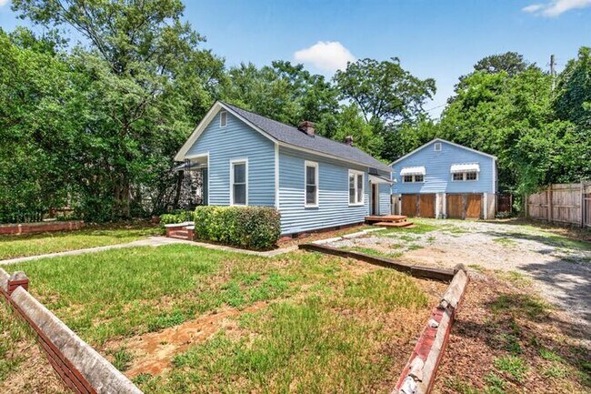 Building Photo - 3 Bedroom House in Olympia