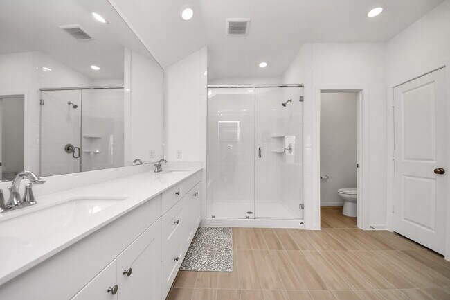 Building Photo - 2406 Aquamarine Ln