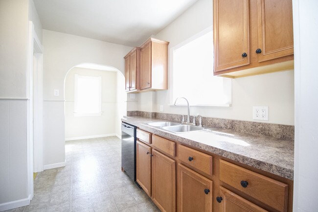 Building Photo - 306 E Northgate Pkwy