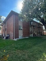 Building Photo - LINQ Portfolio