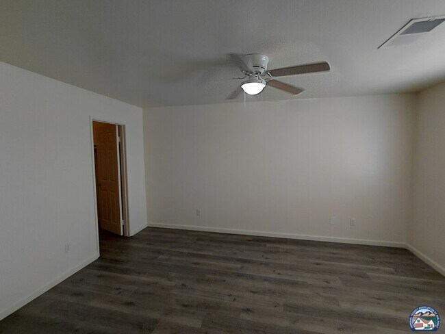 Building Photo - 1019 Olive Way