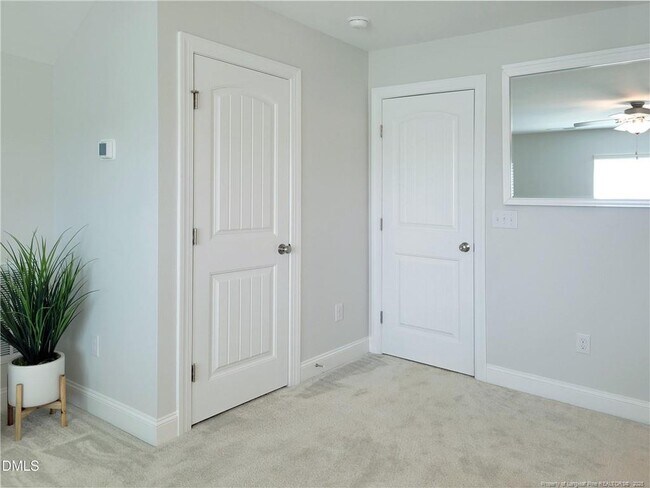 Building Photo - 542 Glenwyck Ct