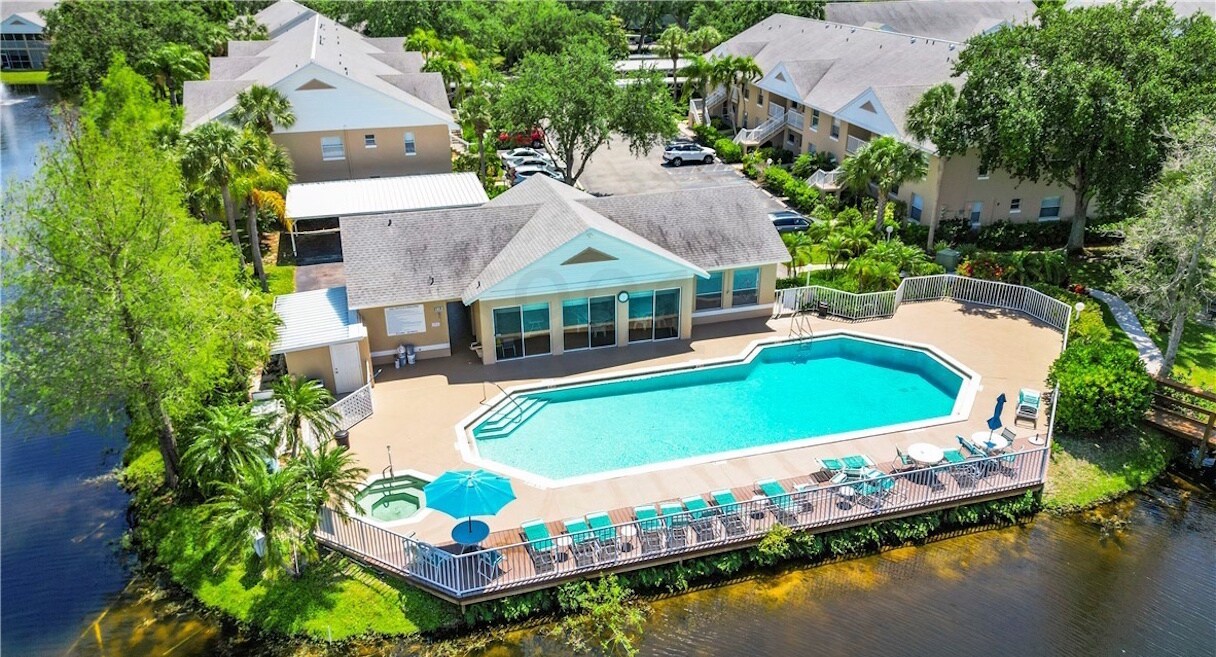 Building Photo - 186 Pebble Shores Dr