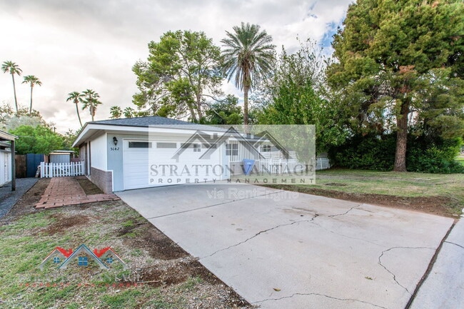 Building Photo - 5142 N 18th Pl