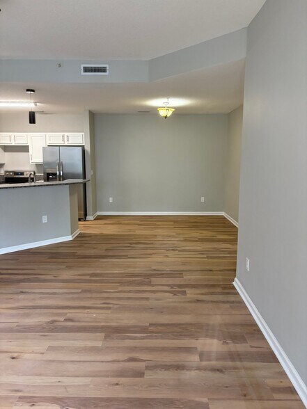 Building Photo - 785 Oakleaf Plantation Pkwy