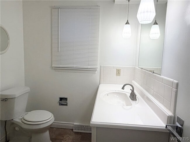 Building Photo - 263 Fruitwood Terrace