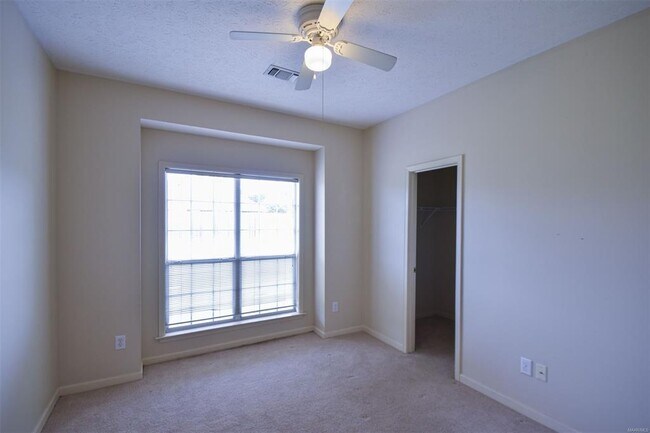 Building Photo - 1691 Rambling Brook Ln