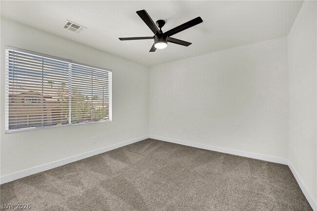 Building Photo - 2560 Sundew Ave