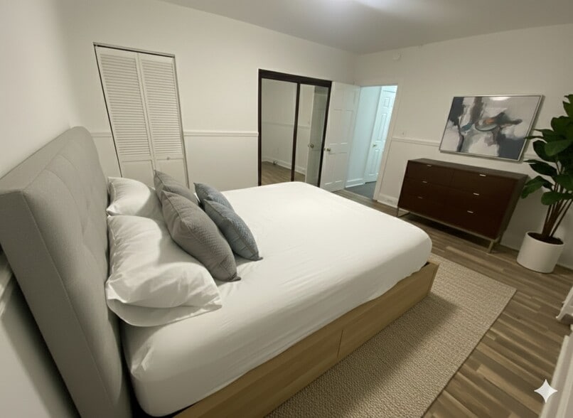 Building Photo - 1820 Clydesdale Pl NW