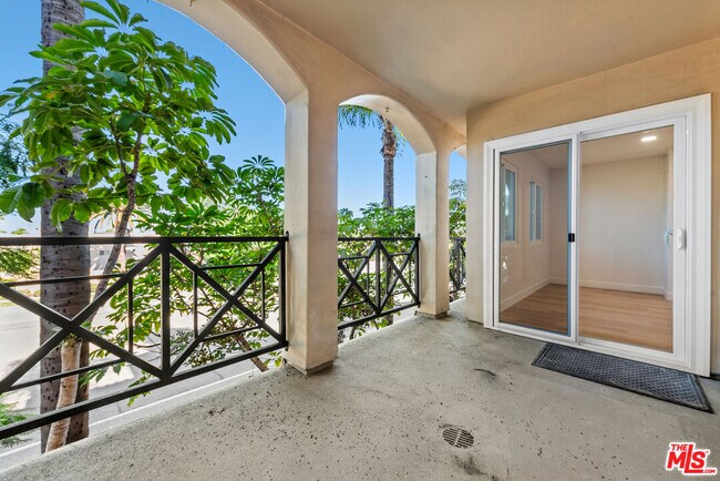 Building Photo - 5500 Torrance Blvd