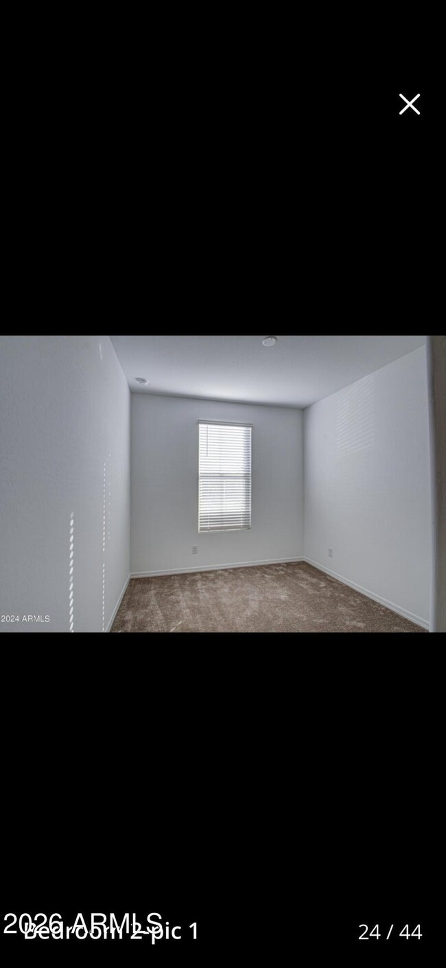 Building Photo - 1266 E Kingman St