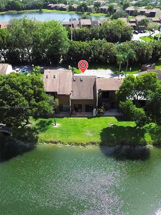 Building Photo - 4182 S Pine Island Rd